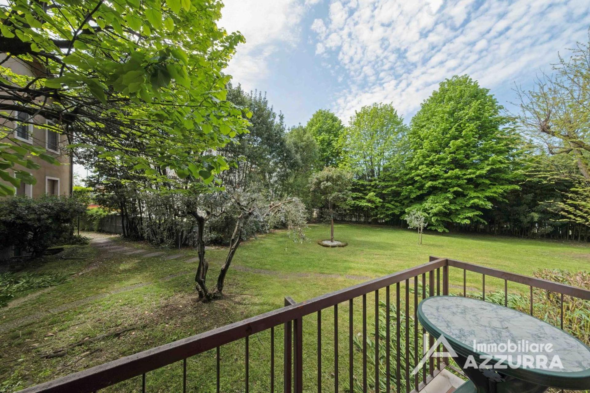 Darina - Immobiliare Azzurra Apartment Lazise Bagian luar foto